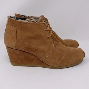 Toms Desert Wedge Suede Ankle Boot Dark Ember Size 11